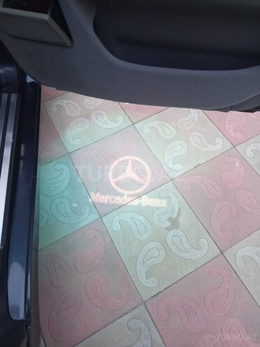 Mercedes E 240 1999, 336,000 km - 2.4 l - Bakı