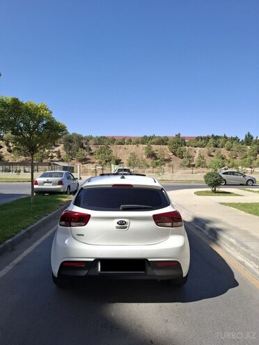 Kia Rio 2021, 168,000 km - 1.6 l - Sumqayıt