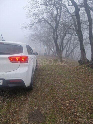 Kia Rio 2021, 168,000 km - 1.6 l - Sumqayıt