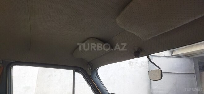 GAZ 21 "Volga"-6