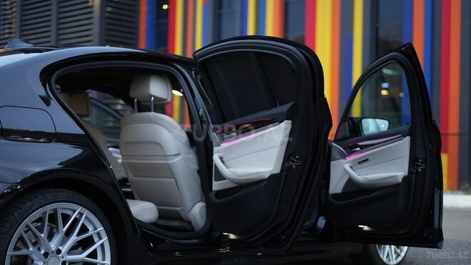BMW 530e-5