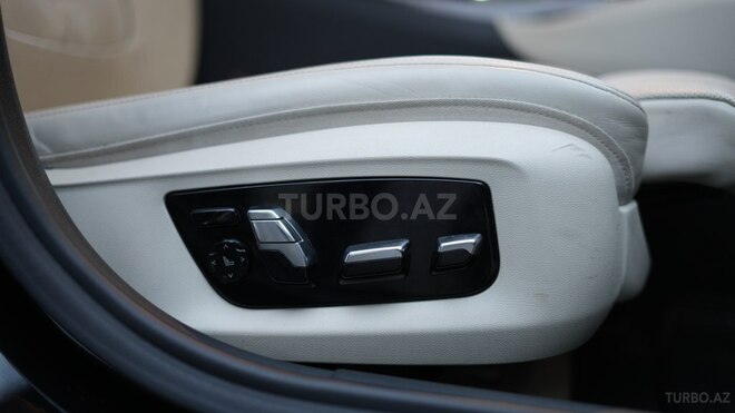 BMW 530e-6