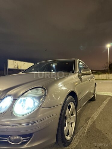 Mercedes E 220 2007, 446,200 km - 2.2 l - Bakı