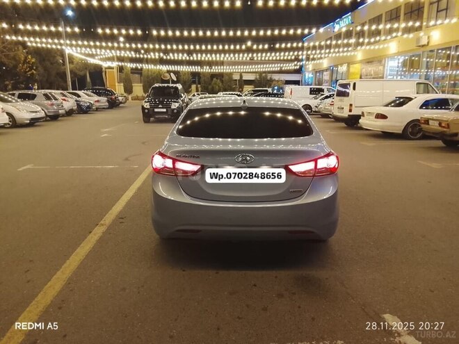 Hyundai Elantra 2012, 280,000 km - 1.8 л - Şirvan