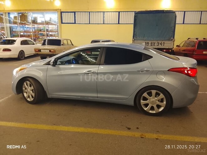 Hyundai Elantra 2012, 280,000 km - 1.8 л - Şirvan