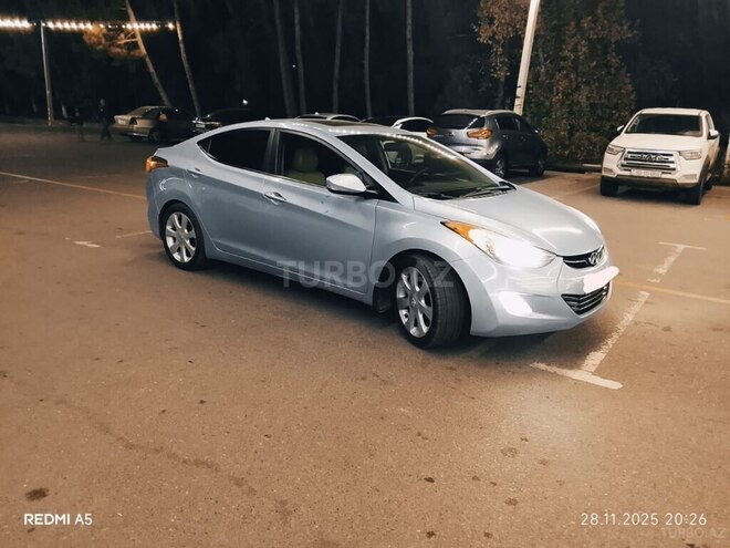 Hyundai Elantra 2012, 280,000 km - 1.8 л - Şirvan