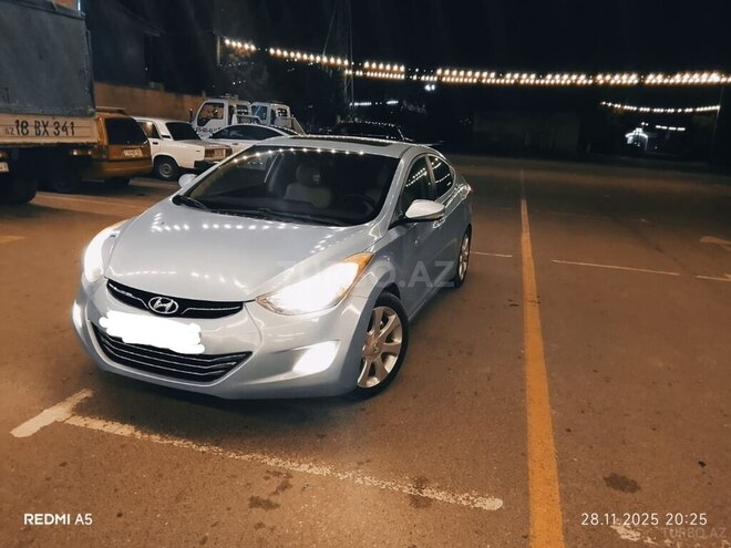 Hyundai Elantra 2012, 280,000 km - 1.8 л - Şirvan