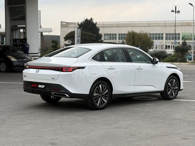Changan Eado-23