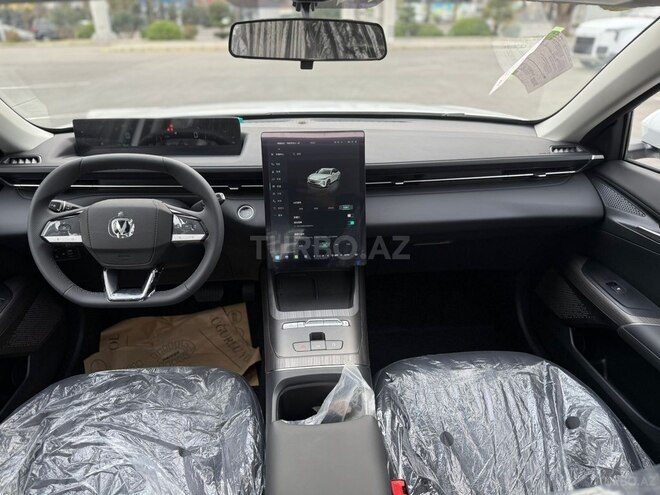 Changan Eado-7