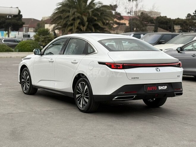 Changan Eado-18