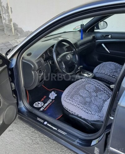 Volkswagen Passat 2004, 268,000 km - 1.8 l - Bakı