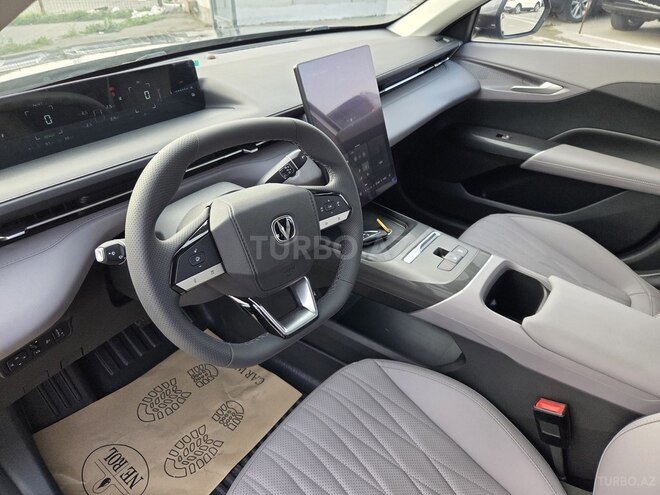 Changan Eado Plus-14