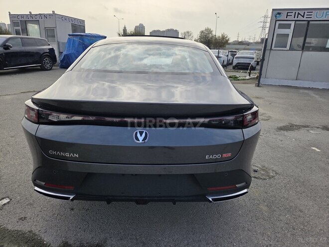 Changan Eado Plus-7