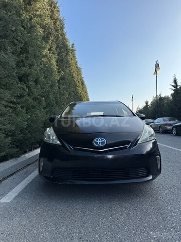 Toyota Prius V 2011, 304,200 km - 1.8 л - Bakı
