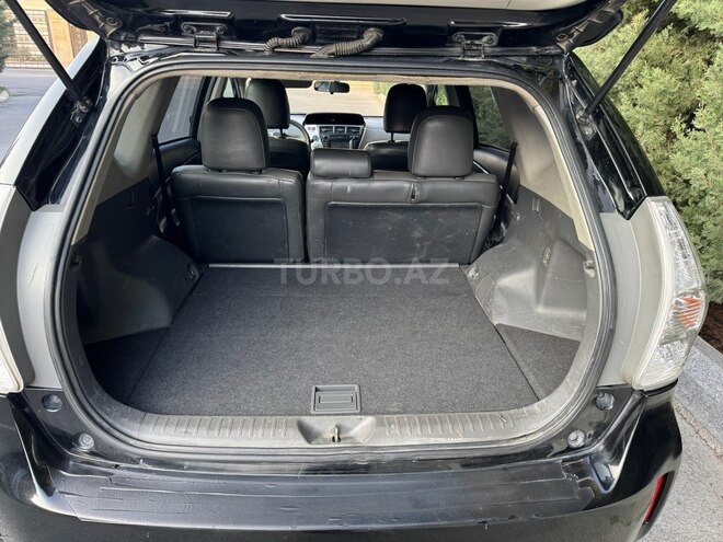 Toyota Prius V 2011, 304,200 km - 1.8 л - Bakı