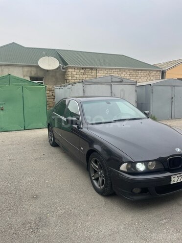 BMW 528 2000, 220,000 km - 2.8 л - Bakı