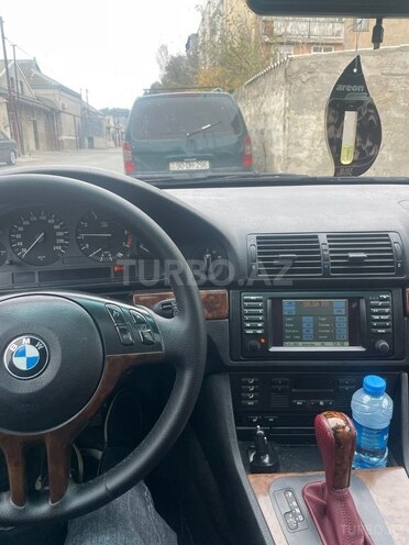 BMW 528 2000, 220,000 km - 2.8 л - Bakı