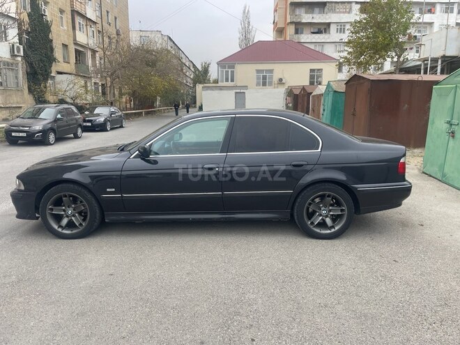 BMW 528 2000, 220,000 km - 2.8 л - Bakı