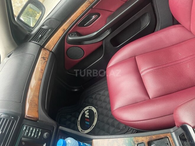 BMW 528 2000, 220,000 km - 2.8 л - Bakı