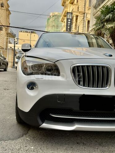BMW X1 2010, 213,000 km - 3.0 l - Bakı