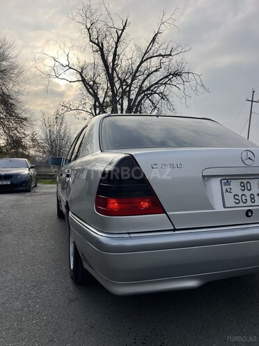 Mercedes C 230 2000, 270,000 km - 2.3 l - Zaqatala