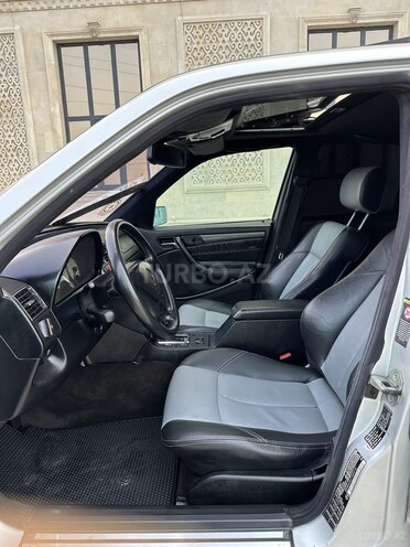 Mercedes C 230 2000, 376,192 km - 2.3 l - Saatlı
