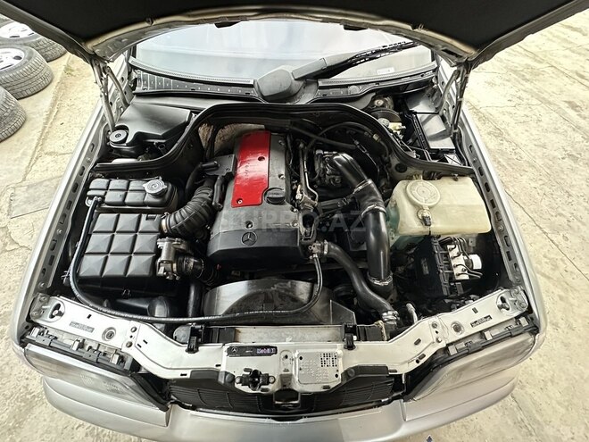 Mercedes C 230 2000, 376,192 km - 2.3 l - Saatlı