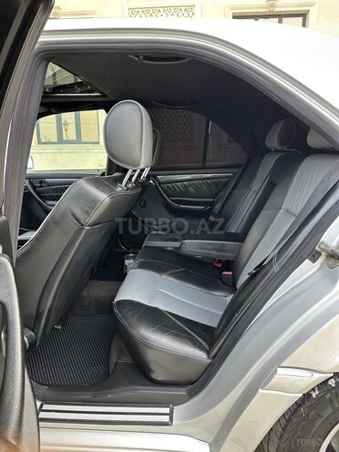 Mercedes C 230 2000, 376,192 km - 2.3 l - Saatlı