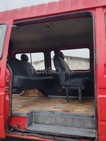 Ford Transit 1999, 320,286 km - 2.5 l - Saatlı
