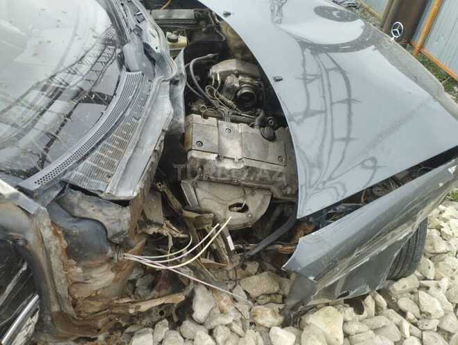 Mercedes C 200 1995, 245,000 km - 2.0 л - Bakı