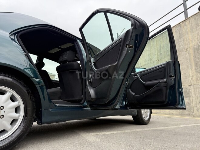 Mercedes C 180 1998, 283,750 km - 1.8 l - Bakı