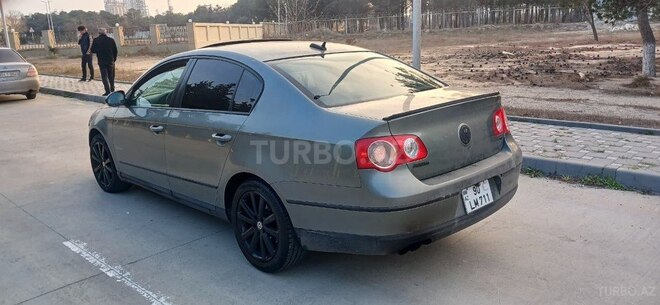 Volkswagen Passat 2006, 252,525 km - 2.0 l - Sumqayıt
