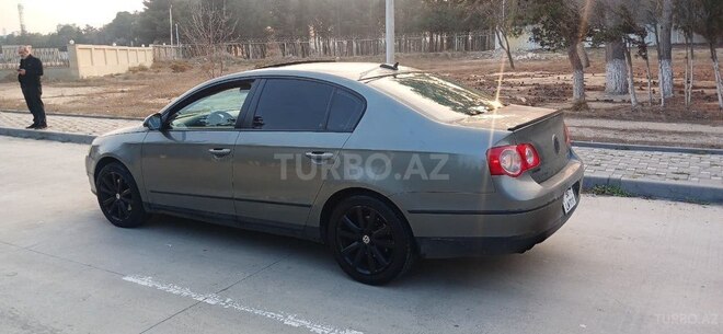 Volkswagen Passat 2006, 252,525 km - 2.0 l - Sumqayıt