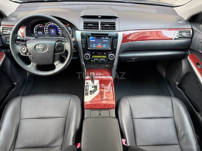 Toyota Camry 2015, 132,451 km - 2.5 л - Bakı