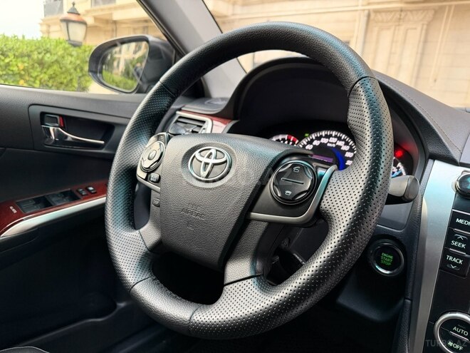 Toyota Camry 2015, 132,451 km - 2.5 л - Bakı