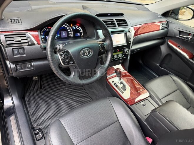 Toyota Camry 2015, 132,451 km - 2.5 л - Bakı