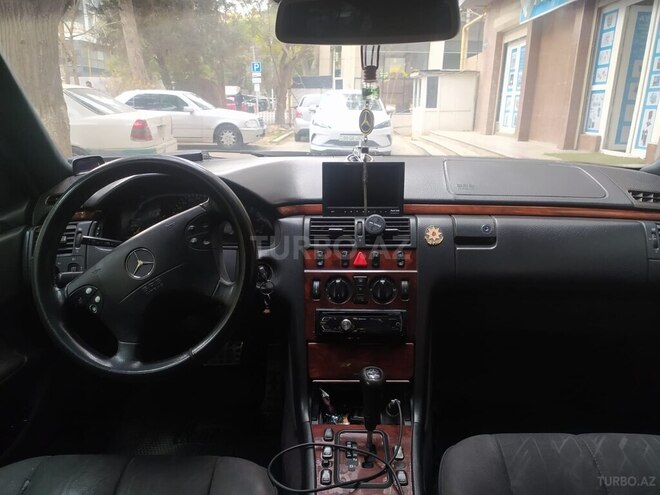 Mercedes E 220 1999, 577,754 km - 2.2 l - Bakı
