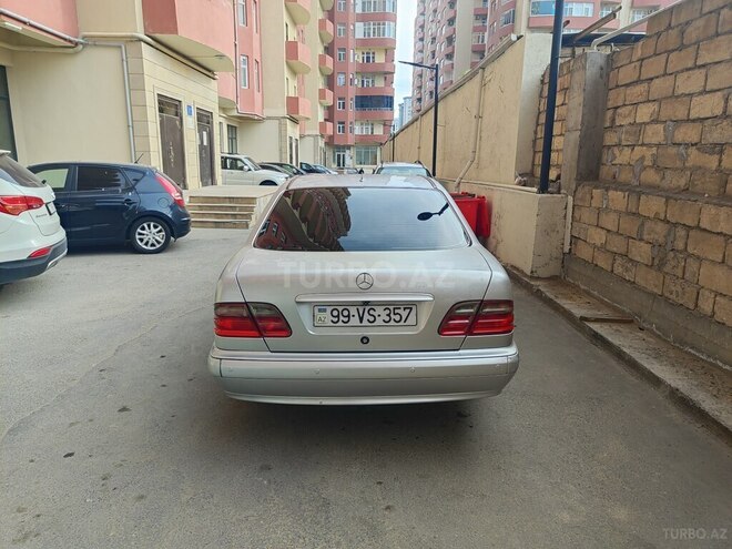 Mercedes E 220 1999, 577,754 km - 2.2 l - Bakı