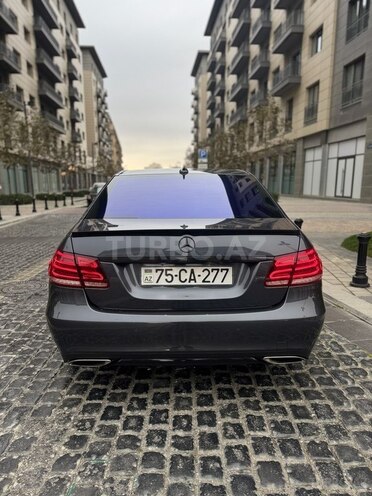 Mercedes E 220 2013, 246,500 km - 2.1 л - Bakı