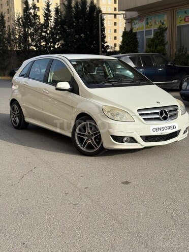 Mercedes B 180 2009, 165,000 km - 1.7 л - Bakı
