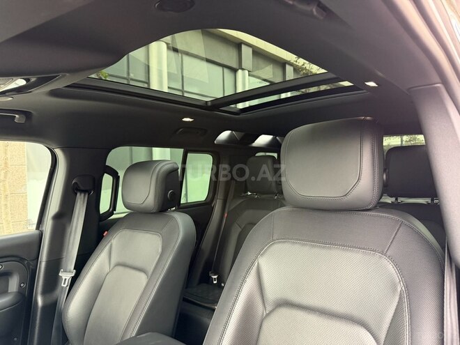 Land Rover Defender 2023, 35,000 km - 3.0 л - Bakı