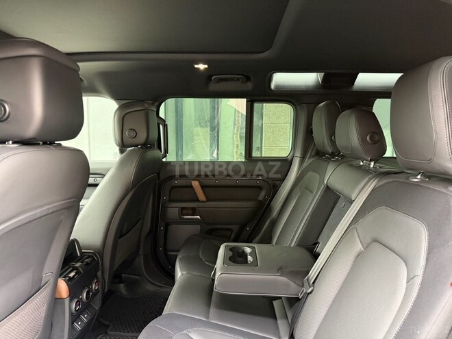Land Rover Defender 2023, 35,000 km - 3.0 л - Bakı