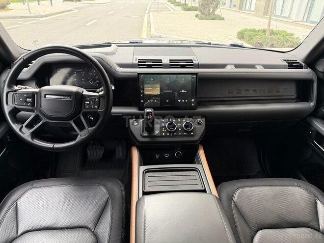 Land Rover Defender 2023, 35,000 km - 3.0 л - Bakı