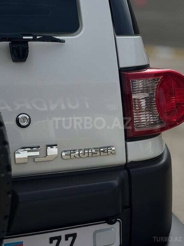 Toyota FJ Cruiser 2013, 278,000 km - 4.0 л - Bakı