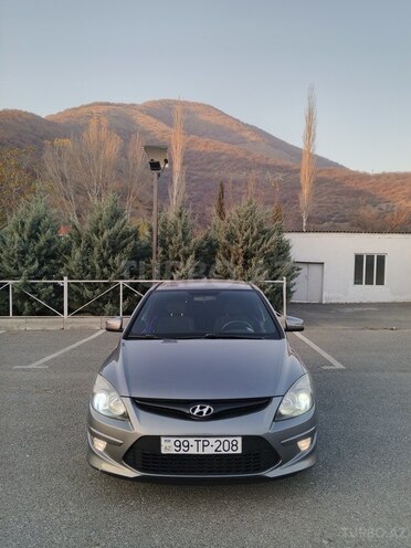 Hyundai i30 2011, 259,550 km - 1.4 l - Şəki