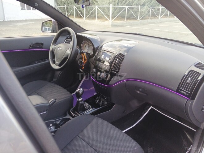 Hyundai i30 2011, 259,550 km - 1.4 l - Şəki