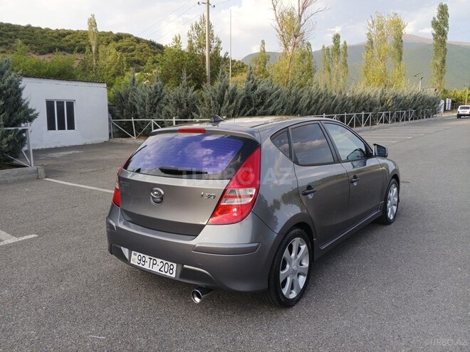 Hyundai i30 2011, 259,550 km - 1.4 l - Şəki