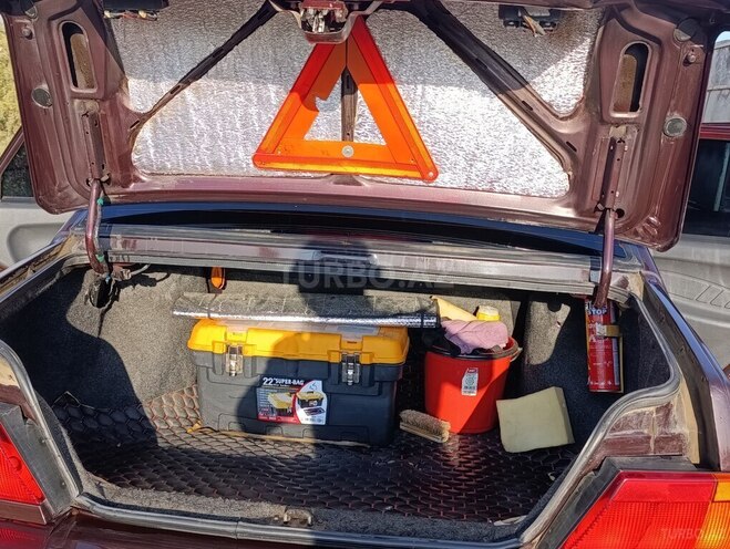 LADA (VAZ) 2115 2012, 270,658 km - 1.6 л - Salyan