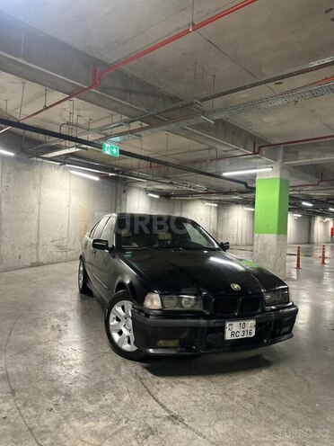 BMW 316 1993, 299,500 km - 1.6 l - Bakı