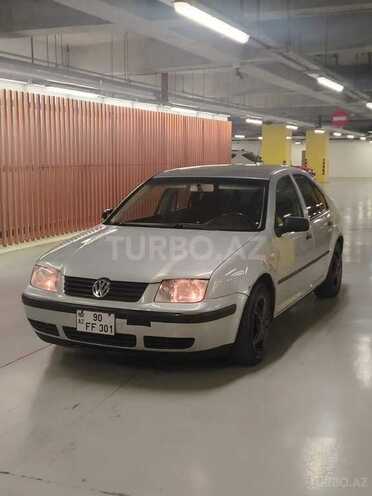 Volkswagen Bora 2001, 300,000 km - 2.0 l - Gəncə